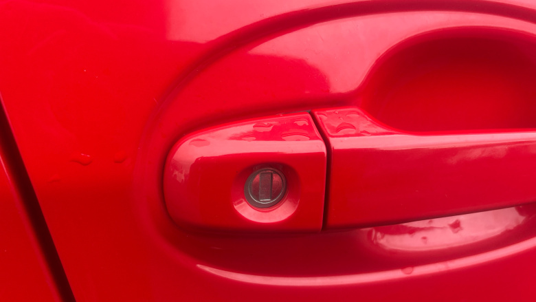 Toyota Yaris 1.5 VVT-i Design 5dr Petrol Hatchback